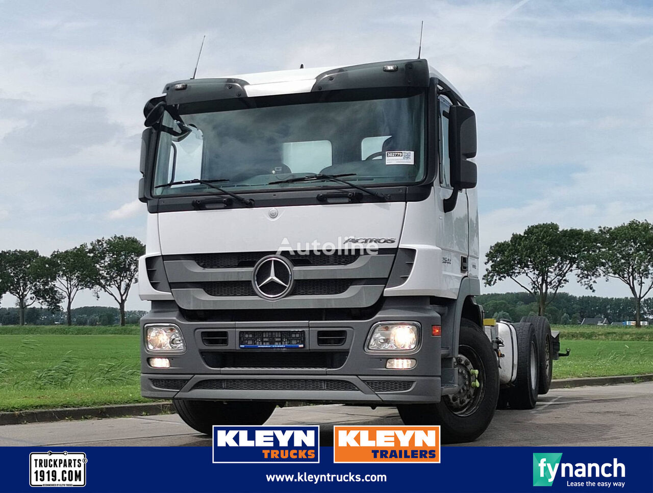 Venta de Mercedes Benz ACTROS 2544 6x2 4 retarder wb420 camión chasis