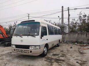 Toyota coaster bus 1hz engine diesel  autobús de turismo
