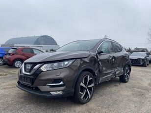 Nissan Qashqai dCi 110 2WD 6 M/T crossover