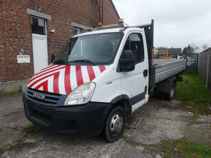 IVECO Daily 40C15 camión caja abierta