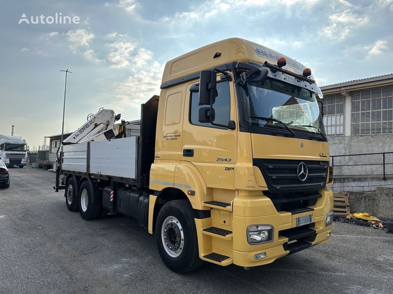 Mercedes-Benz Axor 2543 camión caja abierta