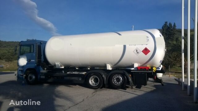 MAN 26.350 camión cisterna de gas