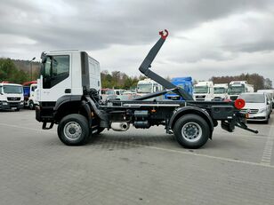 IVECO Trakker 410 camión con gancho