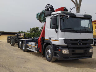 Mercedes-Benz ACTROS 18 32 camión con gancho