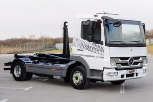 Mercedes-Benz ATEGO 1018 - HÁKOVÝ NOSIČ KONTAJNEROV EURO5 - 2012 camión con gancho