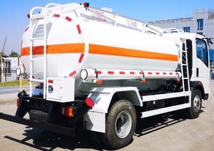 Howo Sinotruk ZZ5158  camión de combustible nuevo