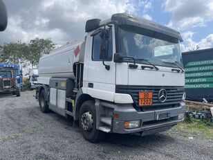 Mercedes-Benz Actros 1940 camión de combustible