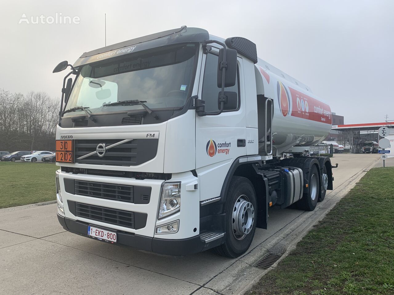 Volvo FMFH camión de combustible