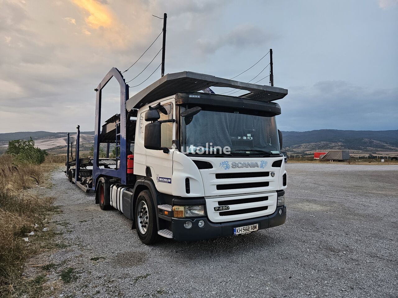 Scania P420 camión portacoches