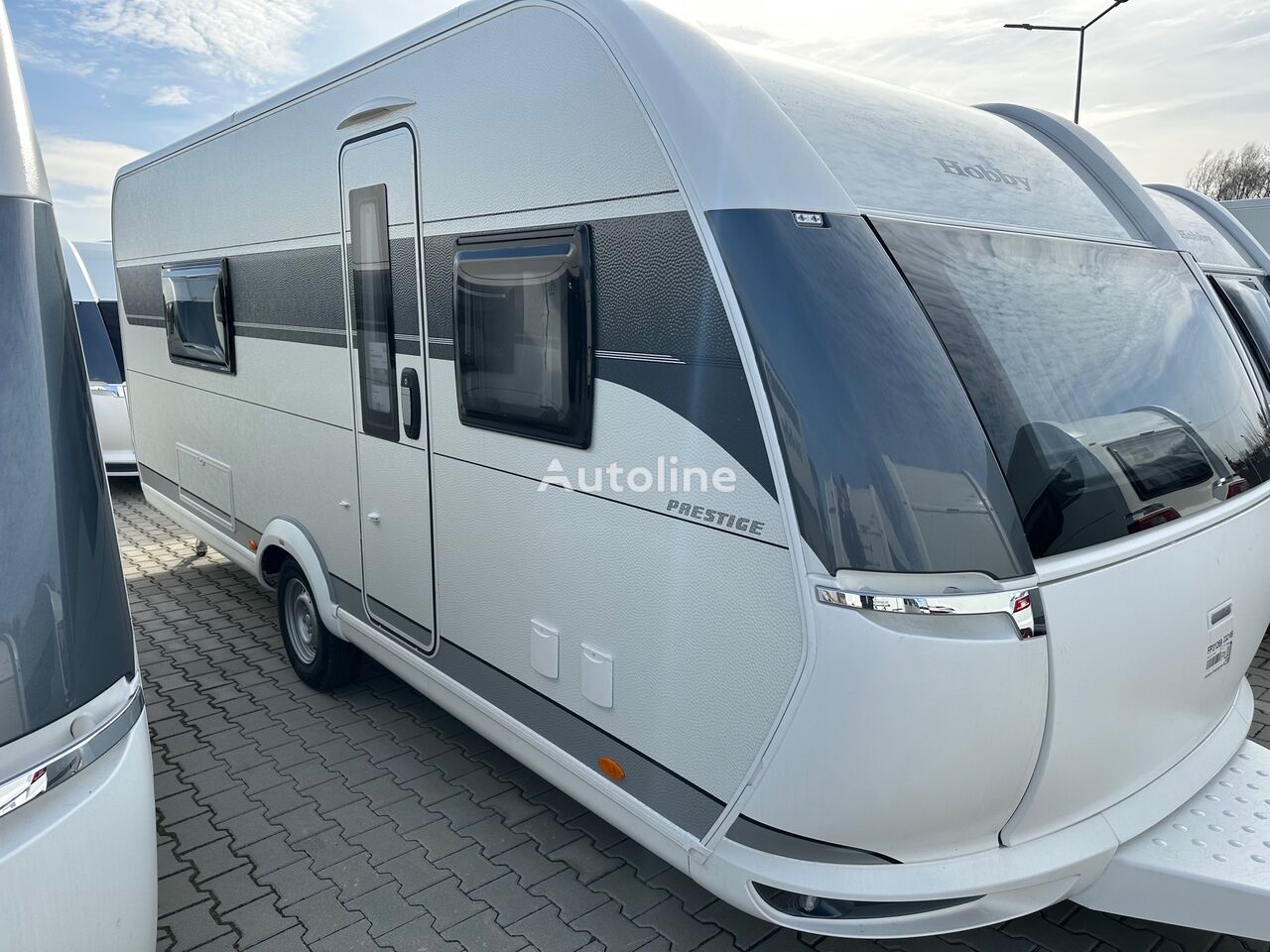 Hobby 560WLU Prestige caravana