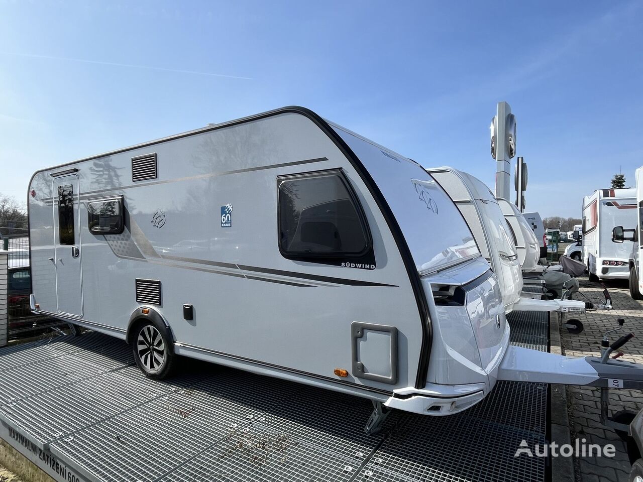 Venta de Knaus S dwind 550 FSK 60 Years Ed. SKLADEM caravana