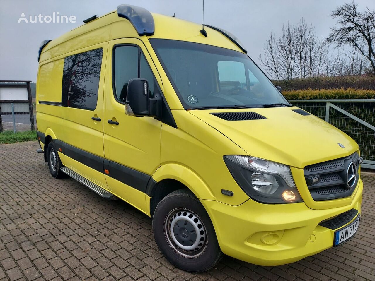 Mercedes-Benz Sprinter 316 ambulance ambulancia