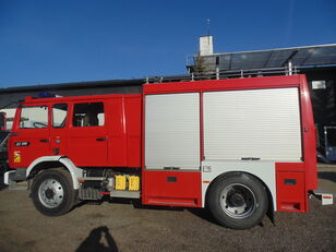 Renault M210 z CNBOP  camión de bomberos