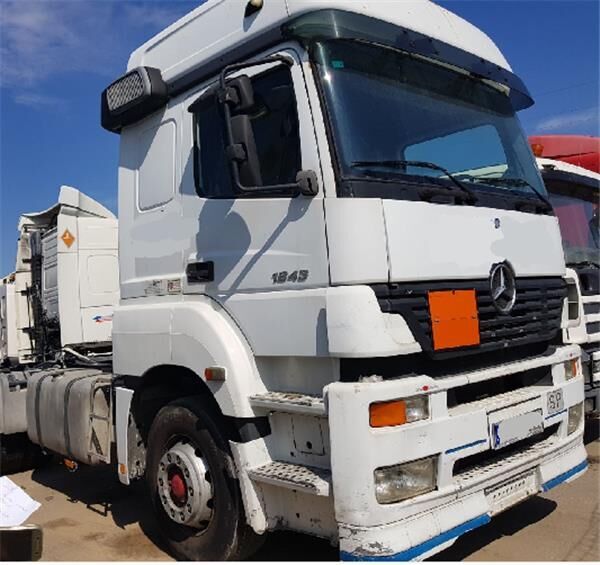 Cabina Completa Mercedes-Benz Axor  2 - Ejes  Serie / BM 944 184 para Mercedes-Benz Axor 2 - Ejes Serie / BM 944 1843 4X2 OM 457 LA [12,0 Ltr. - 315 kW R6 Diesel (OM 457 LA)] camión