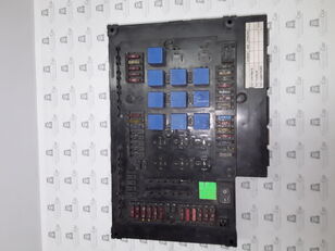 caja de fusibles RENAULT 5000946848 para tractora