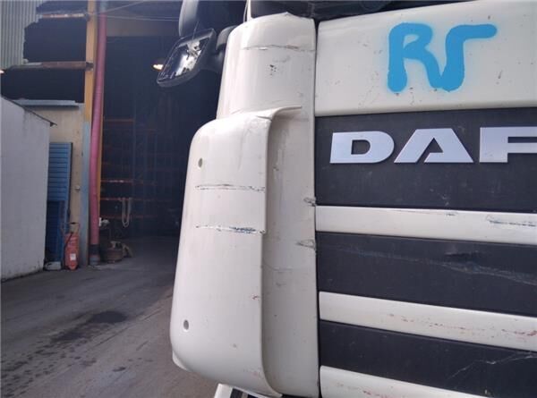 DEFLECTOR LATERAL DERECHO DAF XF 105 FA 105.510 parrilla de radiador para DAF XF 105 FA 105.510 tractora