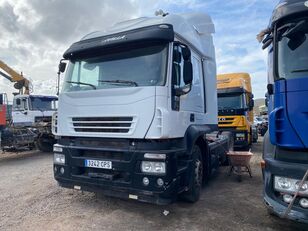 IVECO AT440S43T/P tractora