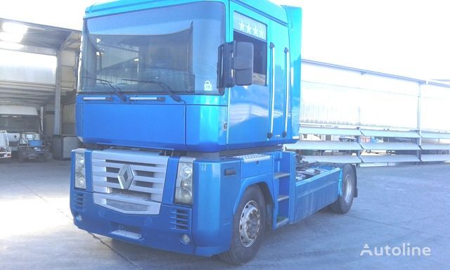 Renault MAGNUM 480 DXI tractora