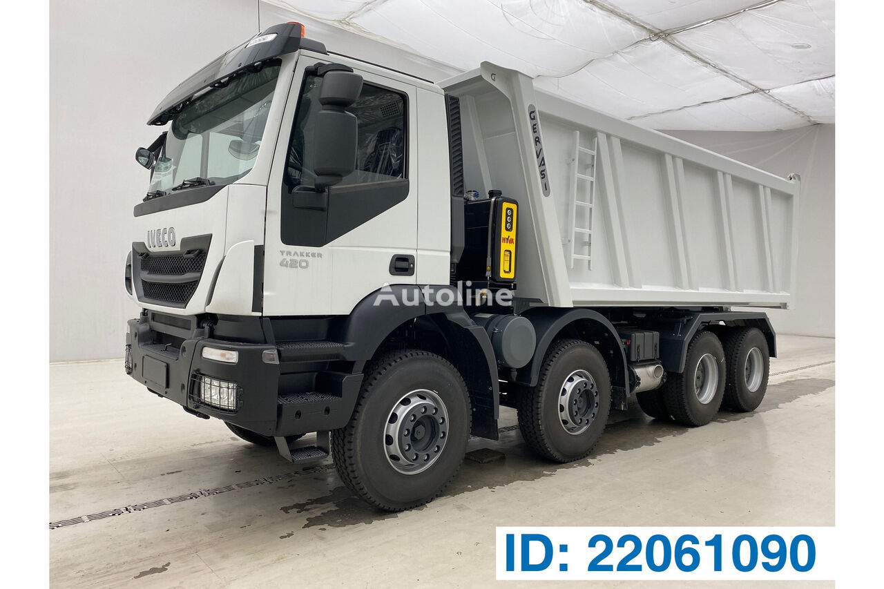 IVECO Trakker 420  volquete