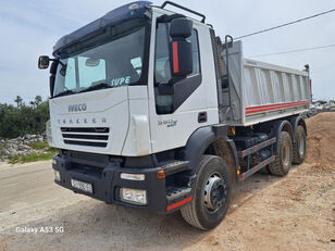 IVECO Trakker AD260T36 volquete