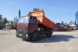 MAZ 555131 volquete