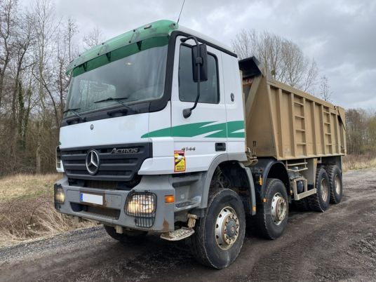 Mercedes-Benz ACTROS 4144 volquete