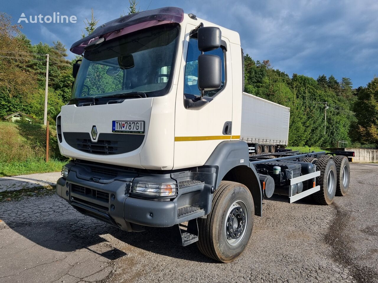 Renault Kerax 410.26 6x4 tipper chassis volquete