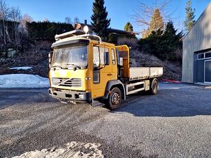 Volvo FL6 220 *NEW ENGINE *EXTRA HYDRAULICS volquete